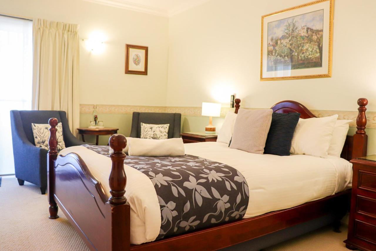 Plumes Boutique Bed & Breakfast Tamworth Exteriör bild