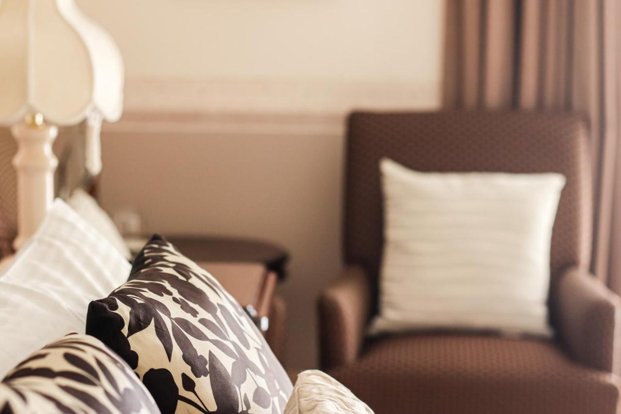 Plumes Boutique Bed & Breakfast Tamworth Exteriör bild