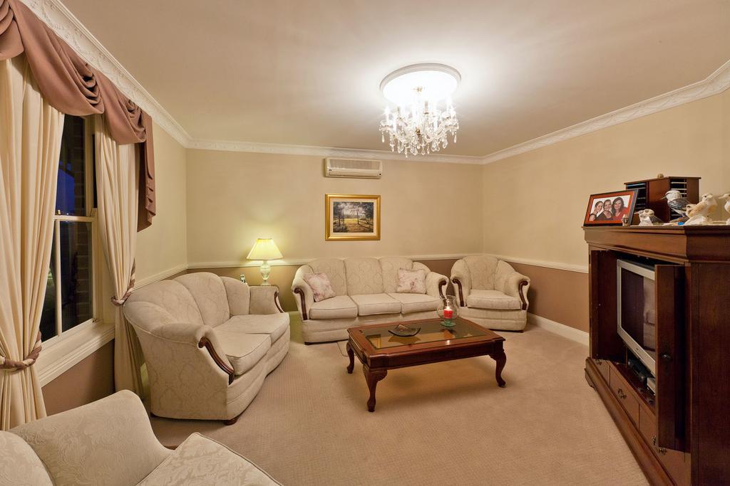 Plumes Boutique Bed & Breakfast Tamworth Exteriör bild